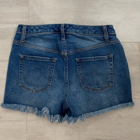 Wonderly Cut-off Denim Shorts - Size 27 - Picture 3 of 6
